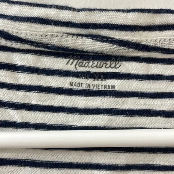 Madewell 100% cotton tank top. White with horizontal navy stripes. Size XL - Picture 2 of 8